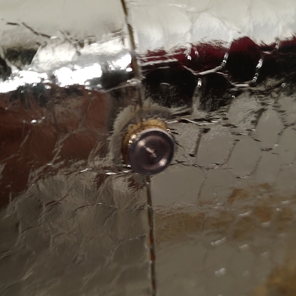 Vintage Metal Purse 6" x 4 " with Faux Diamond Rhinestones Long Chain Color gold - Picture 10 of 16